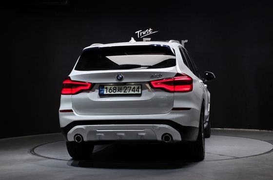 BMW X3 xDrive 20d — пробег 52 904 км — фото 4 из 5