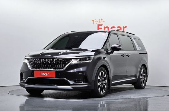 Kia Carnival 7-Seater Signature — пробег 71 906 км — фото 1 из 5