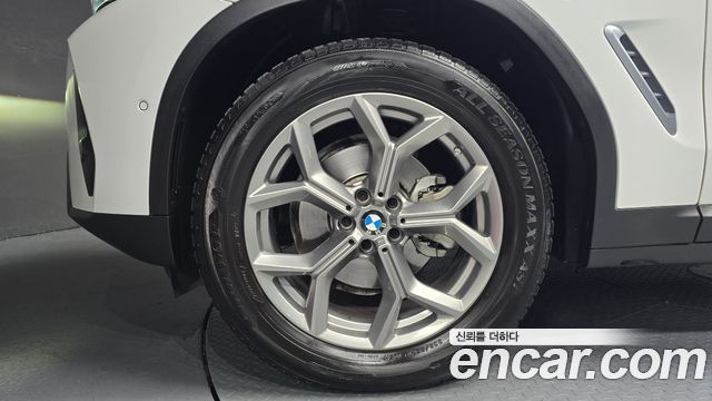 BMW X3 xDrive 20i — пробег 46 687 км — фото 5 из 5