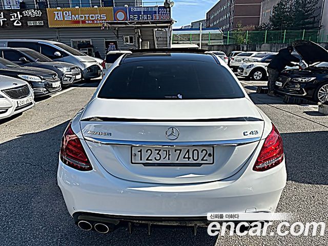 Mercedes-Benz C-Class C43 AMG 4MATIC — пробег 112 722 км — фото 4 из 5