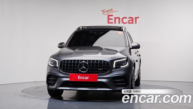 Mercedes-Benz GLB-Class AMG GLB35 4MATIC — пробег 45 302 км — фото 3 из 5