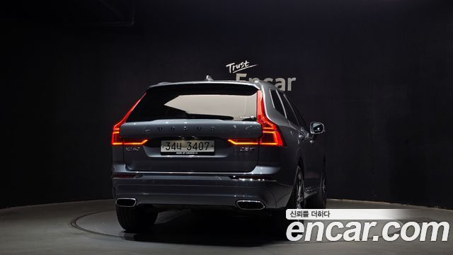 Volvo XC60 D5 Inscription — пробег 53 572 км — фото 4 из 5