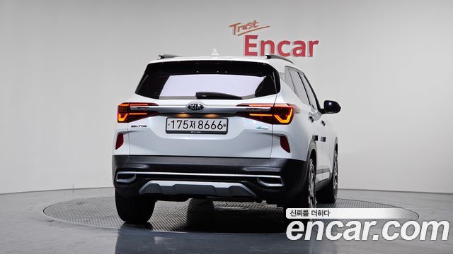 Kia Seltos из Кореи Encar