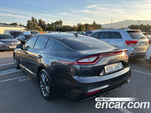 Kia Stinger 2.2 Diesel AWD Prime — пробег 151 051 км — фото 2 из 5