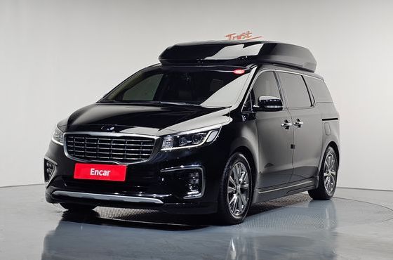Kia Carnival 9-Seater Hi-Limousine Prestige Hiroof — пробег 87 913 км — фото 1 из 5