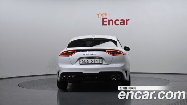 Kia Stinger из Кореи Encar
