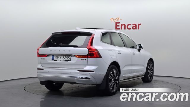 Volvo XC60 B5 Inscription — пробег 66 594 км — фото 2 из 5