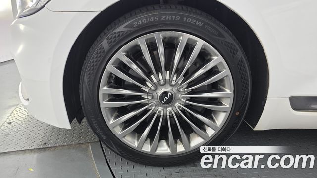 Kia K9 из Кореи Encar