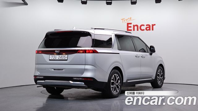 Kia Carnival 11-Seater Noblesse — пробег 54 595 км — фото 2 из 5