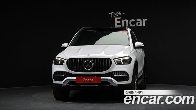 Mercedes-Benz GLE-Class GLE300d 4MATIC — пробег 54 736 км — фото 3 из 5