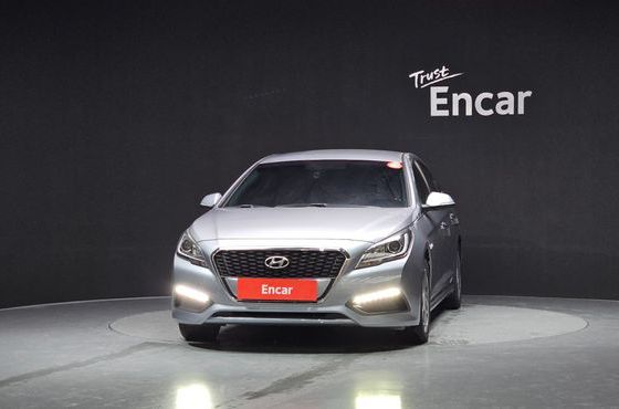 Hyundai Sonata 2.0 HEV Premium — пробег 124 375 км — фото 3 из 5