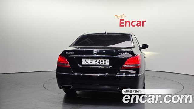 Hyundai Equus из Кореи Encar