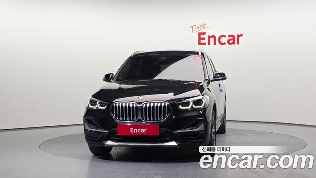 BMW X1 xDrive 20i xLine — пробег 37 634 км — фото 3 из 5