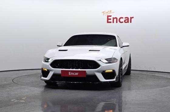 Ford Mustang Coupe — пробег 58 151 км — фото 3 из 5