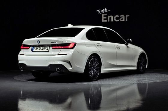 BMW 3-Series 320d M Sport — пробег 129 786 км — фото 2 из 5