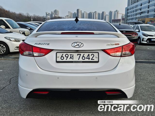 Hyundai AVANTE M16 GDI Premier — пробег 177 434 км — фото 4 из 5