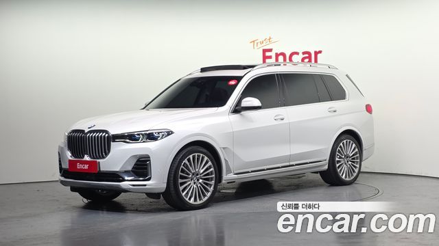 BMW X7 xDrive 40d Design Pure Excellence 6-Seater — пробег 62 681 км — фото 1 из 5