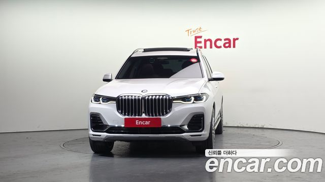 BMW X7 xDrive 40d Design Pure Excellence 6-Seater — пробег 62 681 км — фото 3 из 5