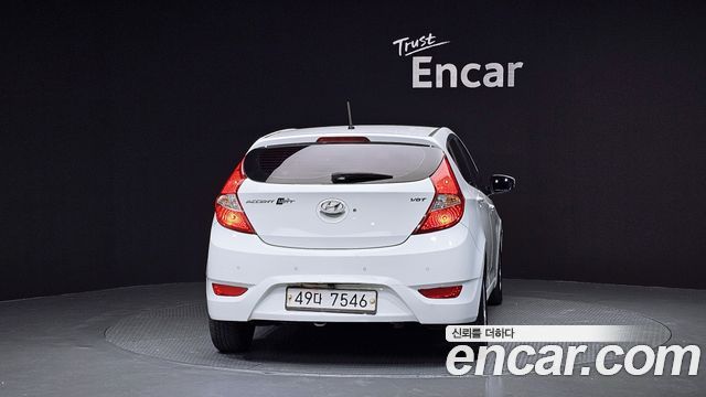 Hyundai Accent Diesel WIT 1.6 VGT Premier — пробег 118 024 км — фото 4 из 5