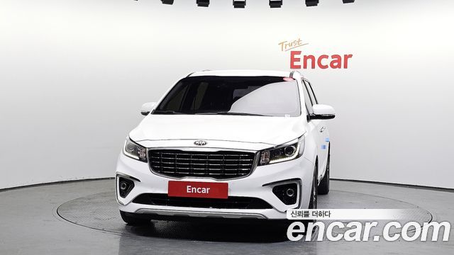 Kia Carnival из Кореи Encar