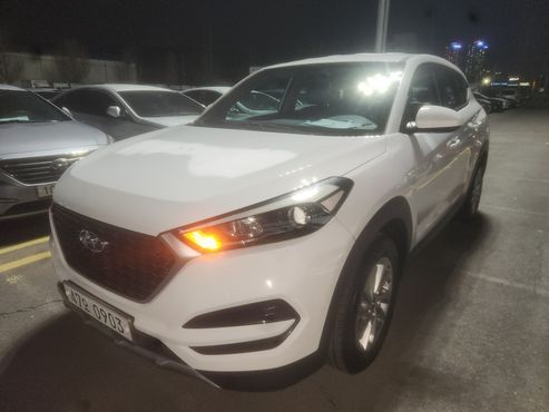 Hyundai Tucson Diesel 1.7 2WD Style — пробег 119 263 км — фото 2 из 5