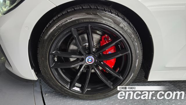 BMW 3-Series из Кореи Encar