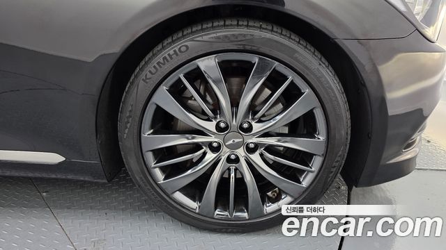 Hyundai Genesis из Кореи Encar