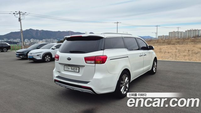 Kia Carnival из Кореи Encar