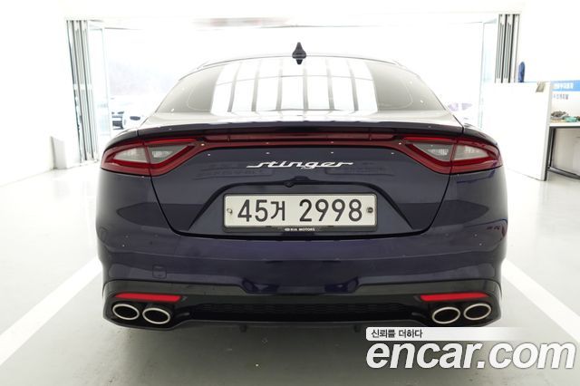 Kia Stinger 2.0 Turbo 2WD Platinum — пробег 105 895 км — фото 4 из 5
