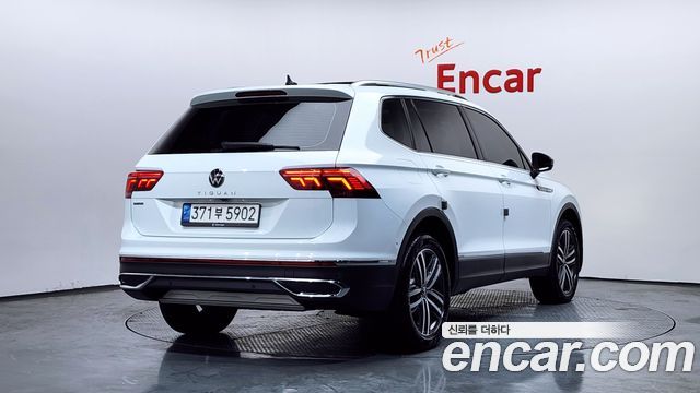 Volkswagen Tiguan 2.0 TSI Prestige — пробег 46 761 км — фото 2 из 5