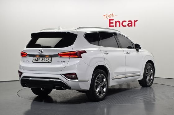 Hyundai Santafe Diesel 2,0 4WD Inspiration — пробег 56 693 км — фото 2 из 5