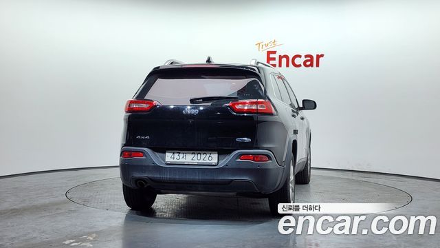 Jeep Cherokee из Кореи Encar