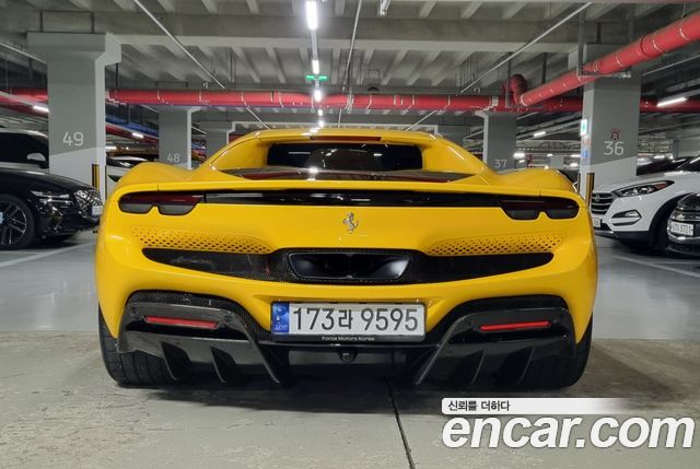 Ferrari 296 из Кореи Encar