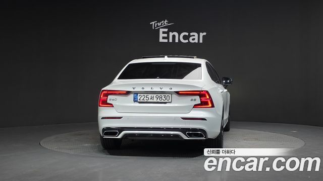 Volvo S60 из Кореи Encar