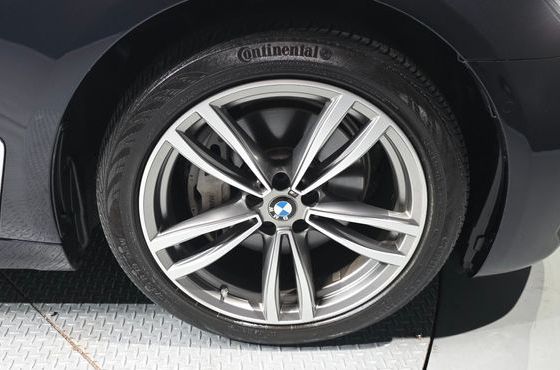 BMW 7-Series 740Li xDrive M Sport Package — пробег 103 541 км — фото 5 из 5
