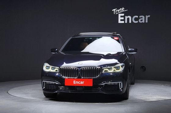 BMW 7-Series 740Li xDrive M Sport Package — пробег 135 958 км — фото 3 из 5