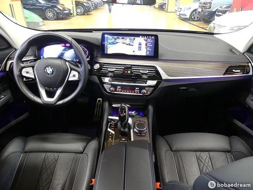 BMW Gran Turismo 630i xDrive Luxury — пробег 17 000 км — фото 4 из 5