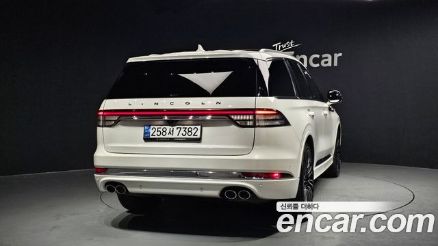 Lincoln Aviator из Кореи Encar
