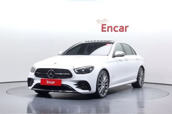 Mercedes-Benz E-Class E220d 4MATIC AMG Line — пробег 57 593 км — фото 1 из 5