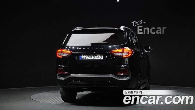 Ssangyong Rexton из Кореи Encar