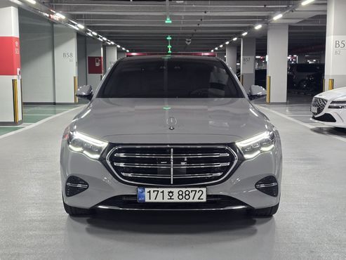 Mercedes-Benz E-Class E300 4MATIC Exclusive — пробег 16 000 км — фото 2 из 5