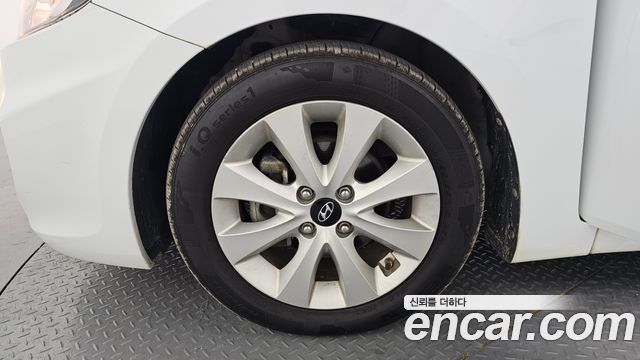 Hyundai Accent из Кореи Encar