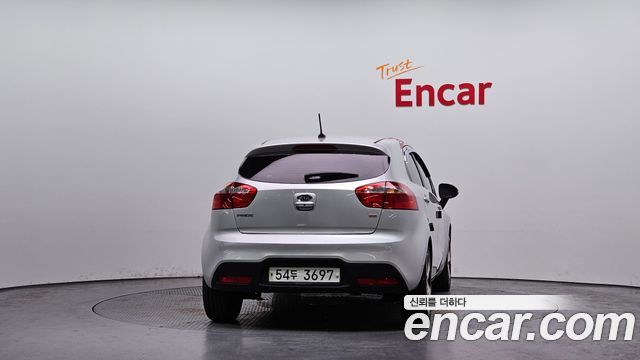 Kia pride из Кореи Encar