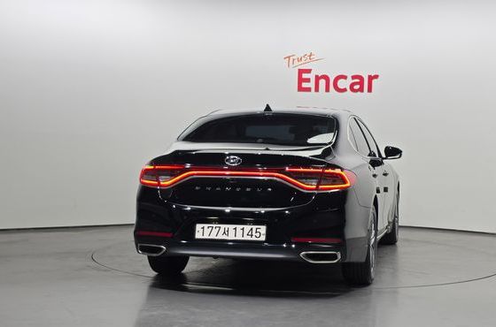 Hyundai Grandeur 2.4 Premium — пробег 115 167 км — фото 4 из 5