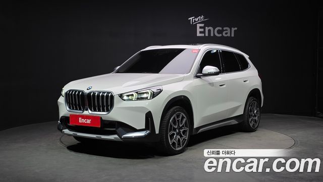 BMW X1 xDrive 20i xLine — пробег 38 904 км — фото 1 из 5