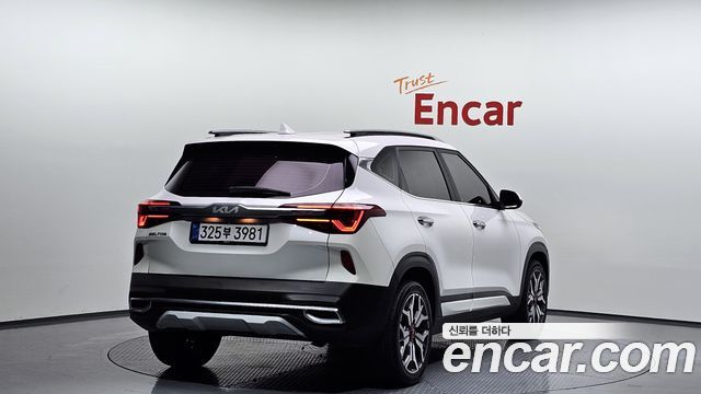 Kia Seltos из Кореи Encar