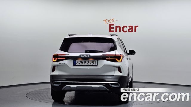 Kia Seltos из Кореи Encar