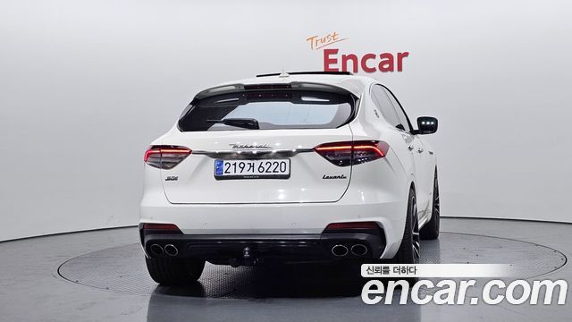 Maserati Levante 3.0 AWD GranSport — пробег 67 006 км — фото 4 из 5