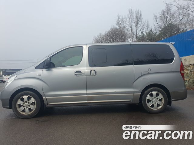 Hyundai Starex 11-Seater Wagon Premium Leisure Pack — пробег 117 373 км — фото 3 из 5