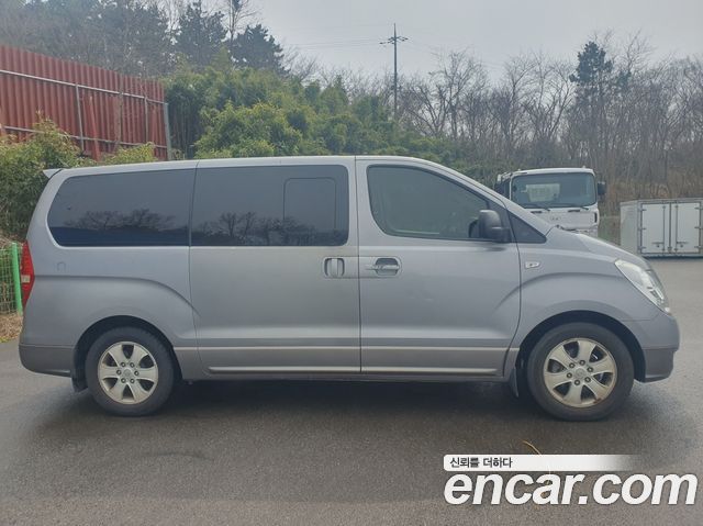Hyundai Starex 11-Seater Wagon Premium Leisure Pack — пробег 117 373 км — фото 4 из 5
